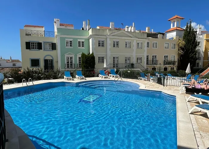 Orange Tree - Stylish 2 Bedroom In Old Village Apartment *