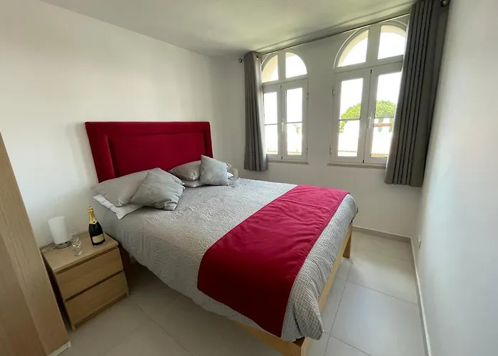 Orange Tree - Stylish 2 Bedroom In Old Village Apartment Vilamoura