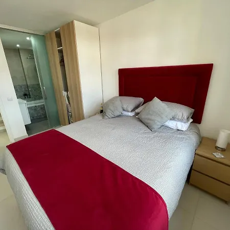 Orange Tree - Stylish 2 Bedroom In Old Village 아파트 *